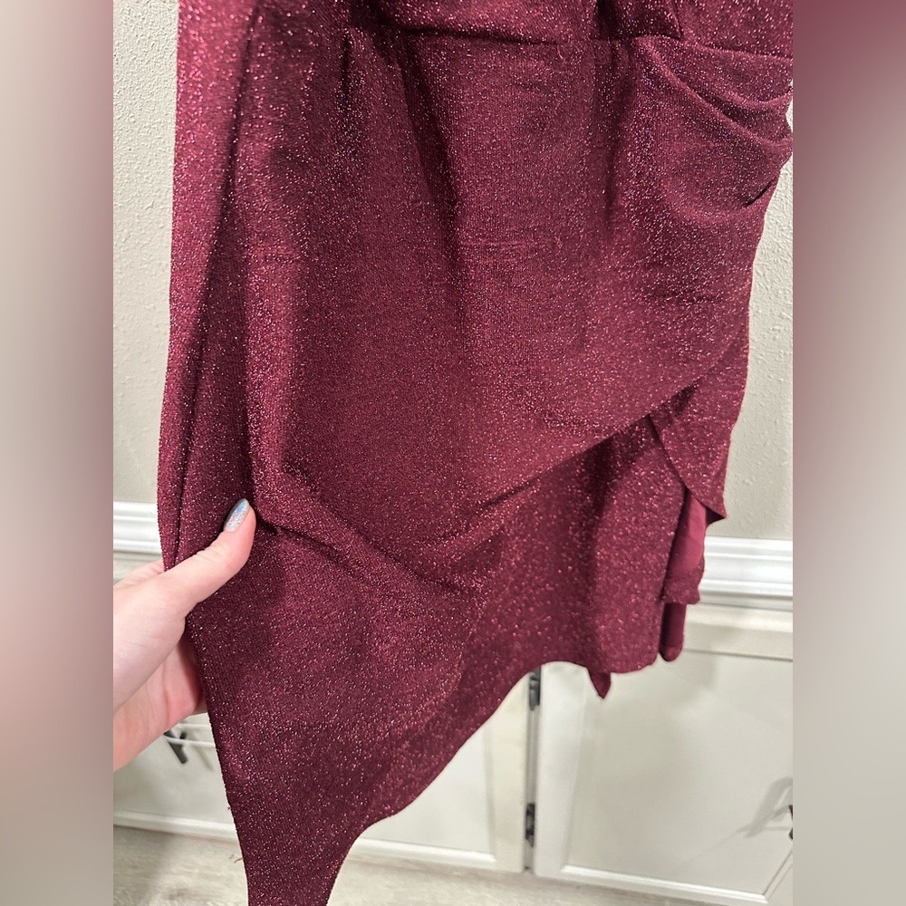 Trixxi Maroon Glitter Dress - Picture 2 of 6
